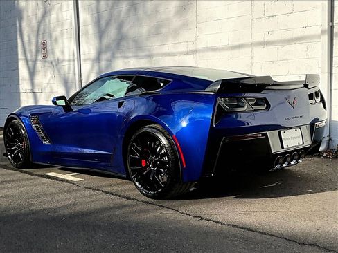 Used 2016 Chevrolet Corvette Z06 w/ 2LZ Preferred Equipment Group image 3