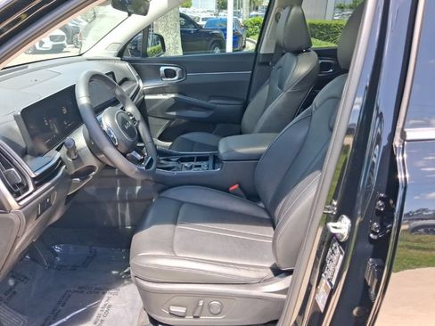 Used 2024 Kia Sorento S w/ Panoramic Sunroof Package FWD image 14