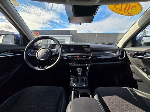 Certified 2025 Kia Seltos S AWD/4WD image 19