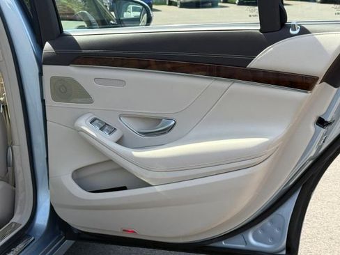 Used 2015 Mercedes-Benz S 550 4MATIC Sedan image 36