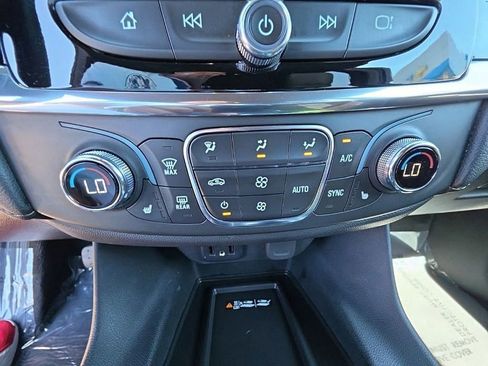 Used 2023 Chevrolet Traverse LT w/ LPO, Floor Liner Package AWD/4WD image 13