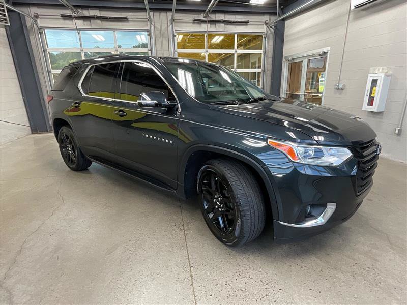 Used 2019 Chevrolet Traverse LT w/ LPO, Black Accent Package FWD image 7