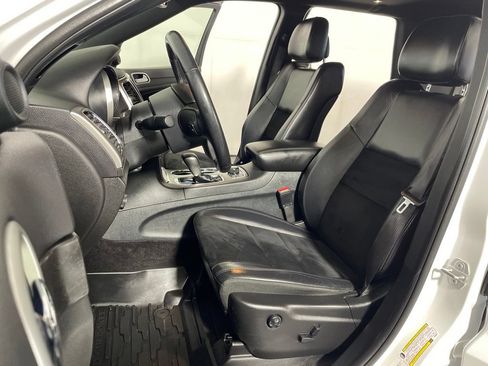Used 2018 Jeep Grand Cherokee Laredo AWD/4WD image 10