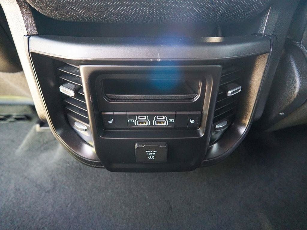 Used 2024 RAM 1500 Laramie AWD/4WD image 18