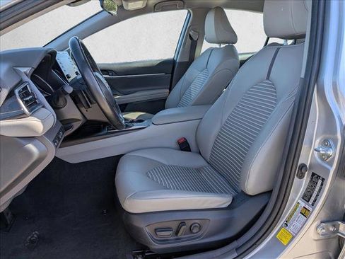Used 2024 Toyota Camry SE FWD image 15