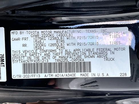 Used 2015 Toyota Tacoma 2WD Access Cab w/ Convenience Package image 35