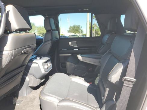 Used 2025 Ford Expedition Tremor image 13