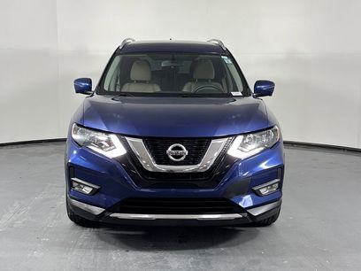 Used 2017 Nissan Rogue SV w/ SV Premium Package