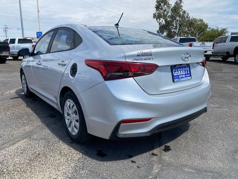 Used 2018 Hyundai Accent SE FWD image 10