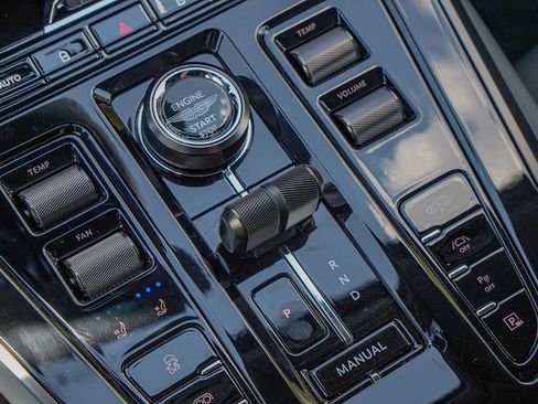 New 2025 Aston Martin DBX 707 AWD/4WD image 30