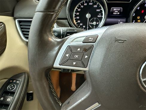 Used 2015 Mercedes-Benz ML 350 2WD image 27