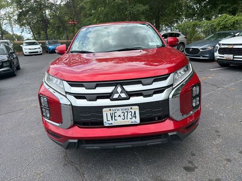 Used 2025 Mitsubishi Outlander Sport SE AWD/4WD image 5