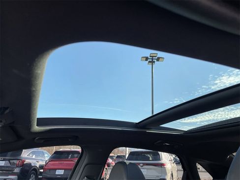 Used 2025 Kia K5 GT-Line w/ GT-Line Premium Package image 10