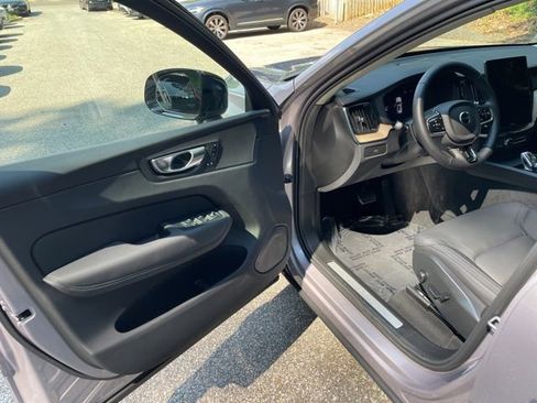 Certified 2026 Volvo XC60 B5 Plus w/ Climate Package AWD/4WD image 11