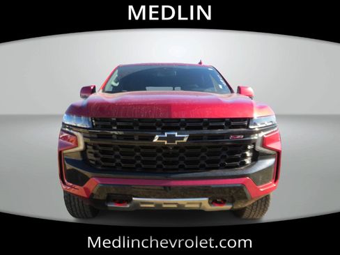 Used 2024 Chevrolet Tahoe Z71 w/ Z71 Off-Road Package image 3
