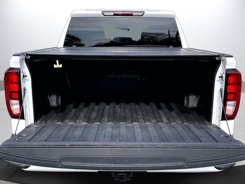 Used 2021 GMC Sierra 1500 Elevation image 25