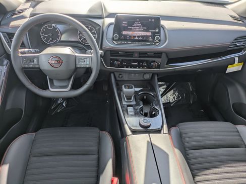 New 2026 Nissan Rogue Rock Creek image 9