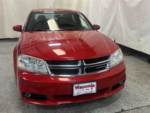 Used 2011 Dodge Avenger Heat FWD image 8