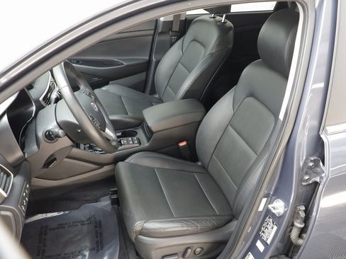 Used 2021 Hyundai Tucson Limited image 13