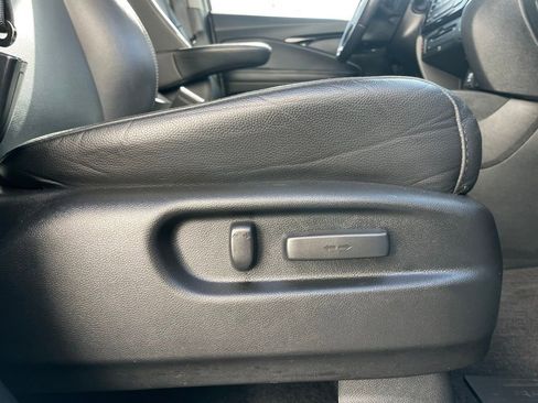 Certified 2022 Honda Pilot Touring image 31