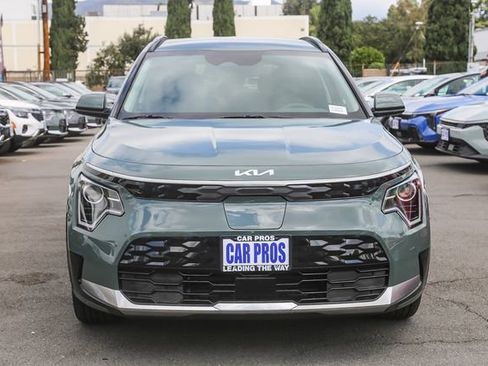 New 2026 Kia Niro Wind FWD image 3