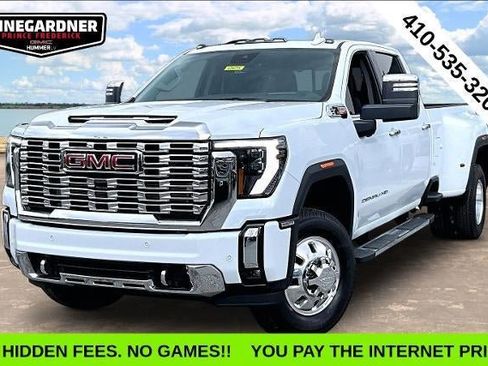 New 2026 GMC Sierra 3500 Denali w/ Denali Reserve Package AWD/4WD image 2
