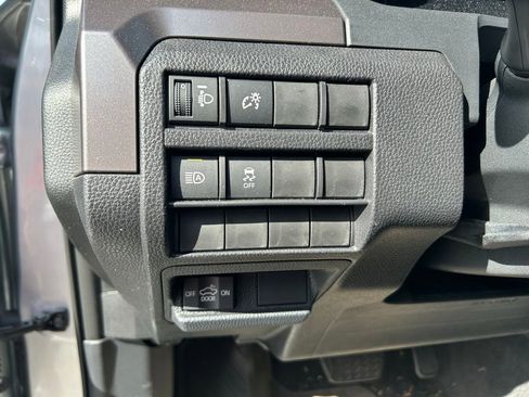 Used 2025 Toyota Tacoma SR5 RWD image 18