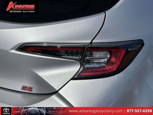 Used 2019 Toyota Corolla SE w/ SE Option Package FWD image 10
