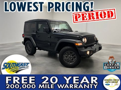 Used 2025 Jeep Wrangler Sport AWD/4WD image 1
