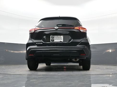 New 2025 Nissan Kicks Play S image 20