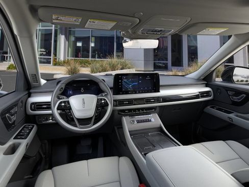 New 2026 Lincoln Aviator Reserve w/ Jet Appearance Package AWD/4WD image 9
