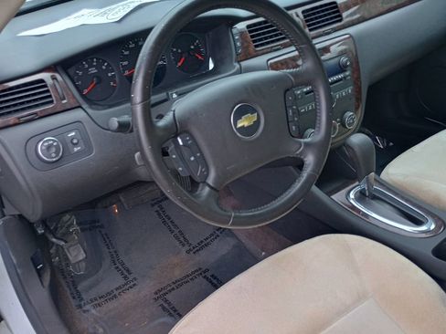 Used 2014 Chevrolet Impala Limited LS FWD image 9