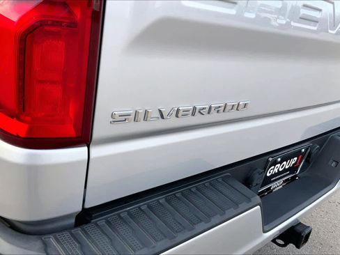 Used 2021 Chevrolet Silverado 1500 RST image 30