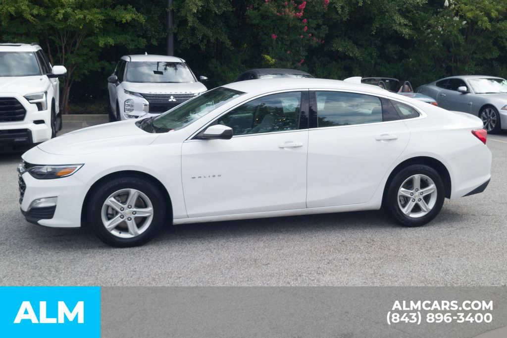 Used 2024 Chevrolet Malibu LT FWD image 10
