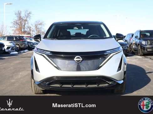 Used 2023 Nissan Ariya FWD image 3