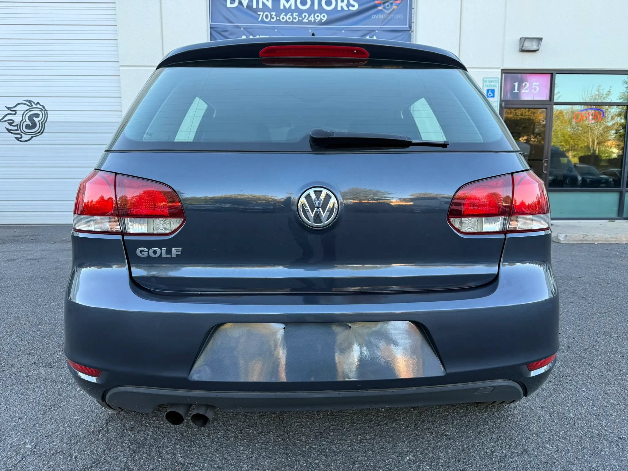 Used 2013 Volkswagen Golf 4-Door FWD image 13