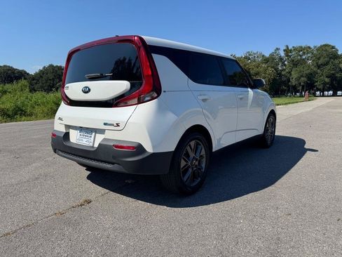 Used 2021 Kia Soul S FWD image 5