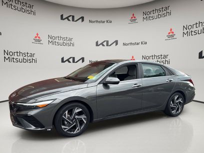 Used 2025 Hyundai Elantra Limited