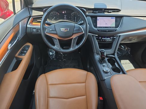 Used 2020 Cadillac XT5 Premium Luxury w/ LPO, Floor Liner Package AWD/4WD image 12