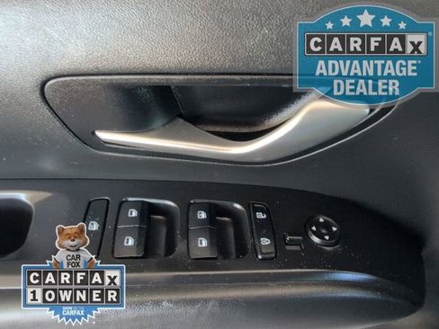 Used 2024 Hyundai Santa Cruz SE image 14