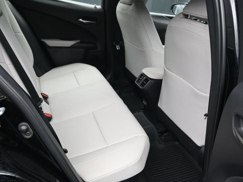 Used 2024 Lexus UX 250h FWD w/ Premium Package image 10