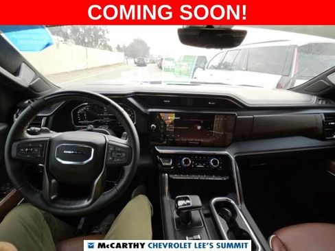 Used 2025 GMC Sierra 1500 Denali Ultimate image 7