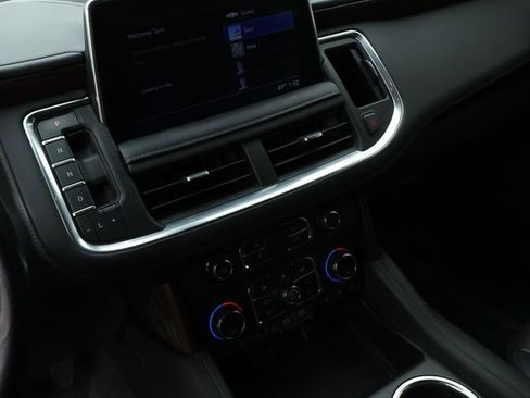 Used 2021 Chevrolet Suburban High Country image 18