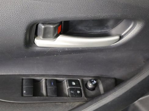 Used 2020 Toyota Corolla LE FWD image 20