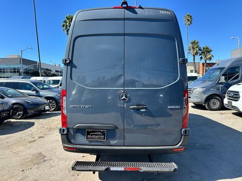 Used 2019 Mercedes-Benz Sprinter 170 image 5