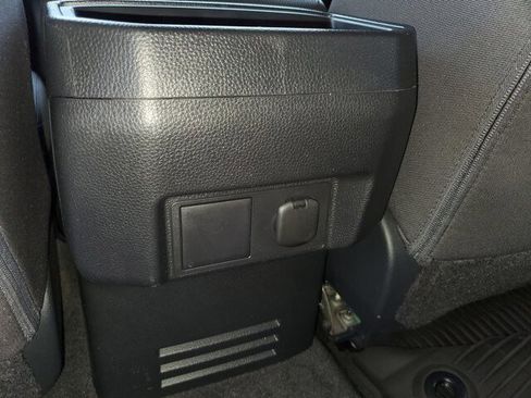 Used 2025 Toyota Tacoma SR RWD image 15
