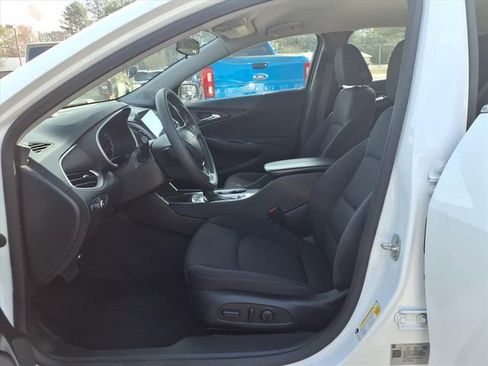 Used 2024 Chevrolet Malibu LT image 14