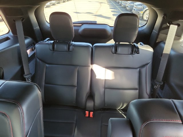 Certified 2025 Ford Explorer ST-Line AWD/4WD image 27