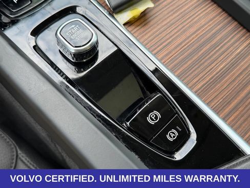 Certified 2023 Volvo XC60 B5 Plus w/ Climate Package AWD/4WD image 20