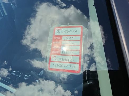 Used 2018 Honda Fit LX image 9